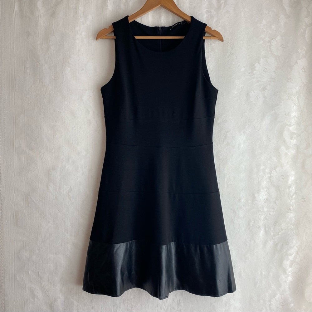 Black Tape Black Sleeveless Chic Dress Faux Leather Trim Women’s M